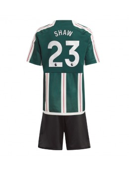 Billige Manchester United Luke Shaw #23 Bortedraktsett Barn 2023-24 Kortermet (+ Korte bukser)